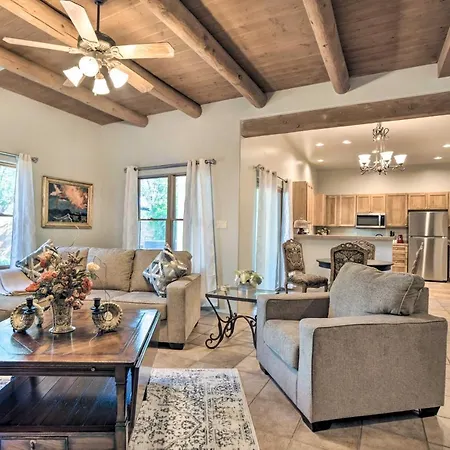 2 Mi To Downtown Sante Fe: 4br Retreat W/ Patio