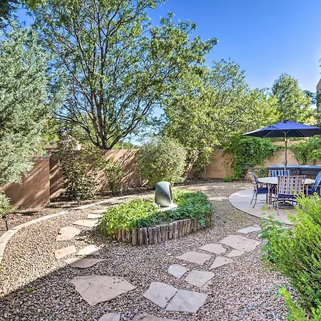 Holiday home 2 Mi To Downtown Sante Fe: 4br Retreat W/ Patio Santa Fe