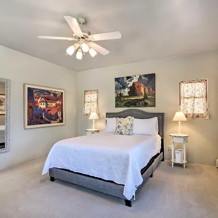 Holiday home 2 Mi To Downtown Sante Fe: 4br Retreat W/ Patio *
