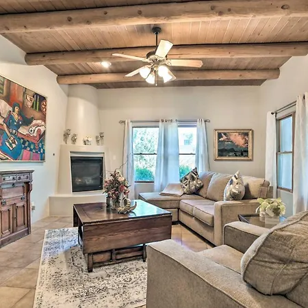 Holiday home 2 Mi To Downtown Sante Fe: 4br Retreat W/ Patio *