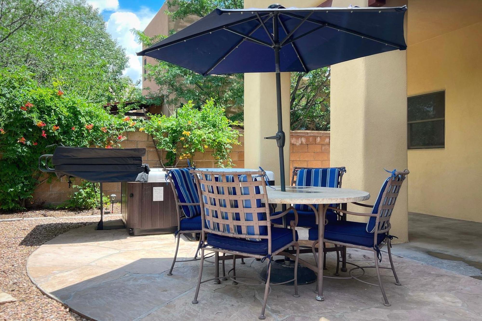 Hot Tub, Patio And Grill Sante Fe Getaway Сasa de vacaciones *